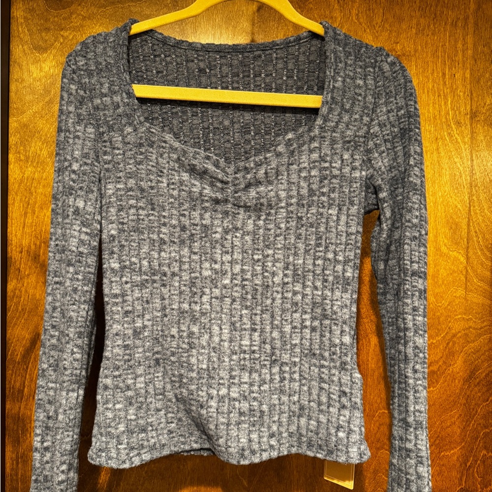 Gray Ribbed Women's Top
